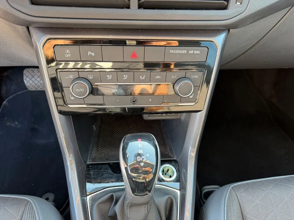 Volkswagen T-Cross Style*R-Line*Seitenschaden*Digital Tacho – Foto 32