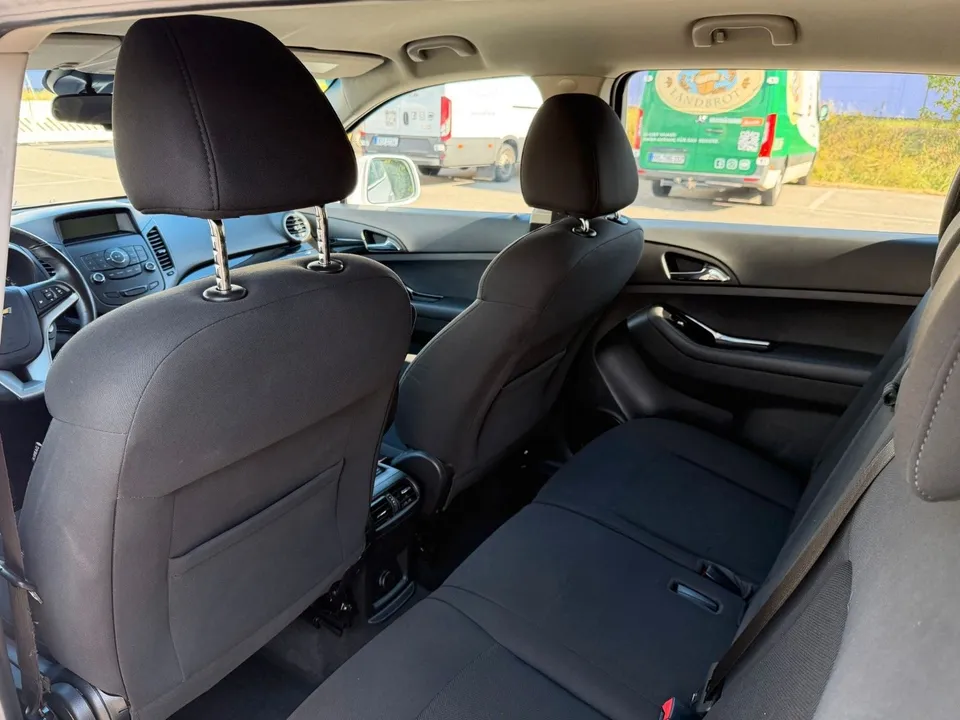 Chevrolet Orlando LT*Automatik*7 Sitze*PDC*AHK* – Foto 10
