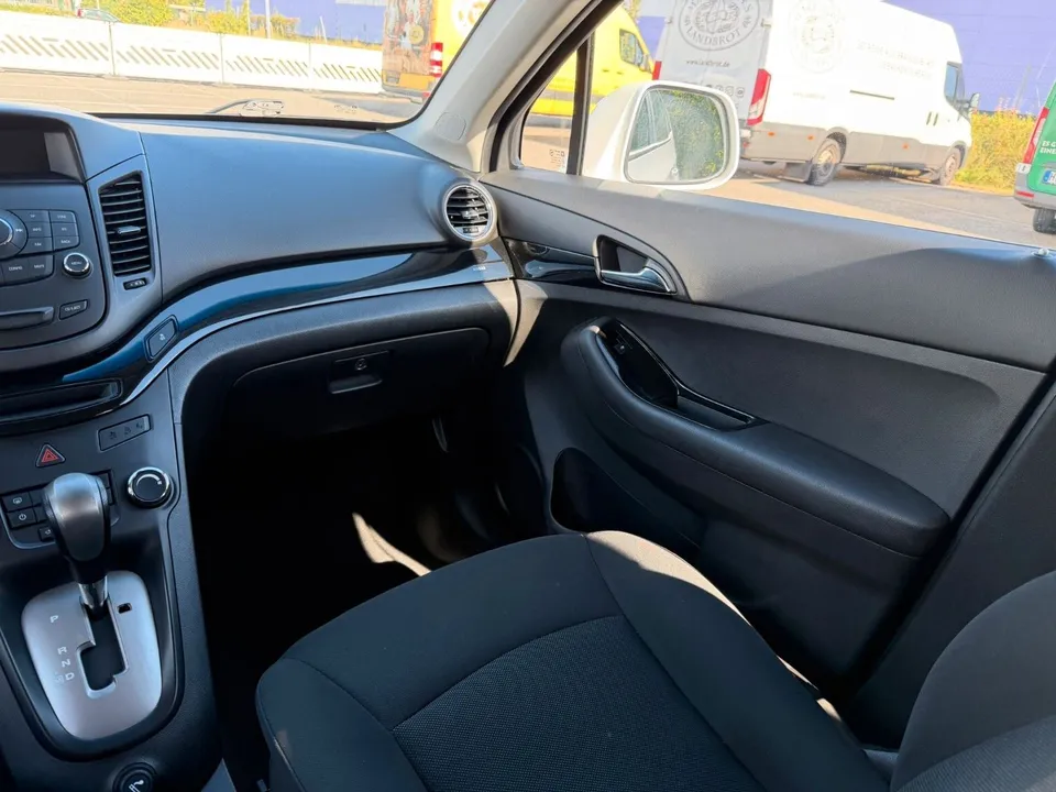 Chevrolet Orlando LT*Automatik*7 Sitze*PDC*AHK* – Foto 11