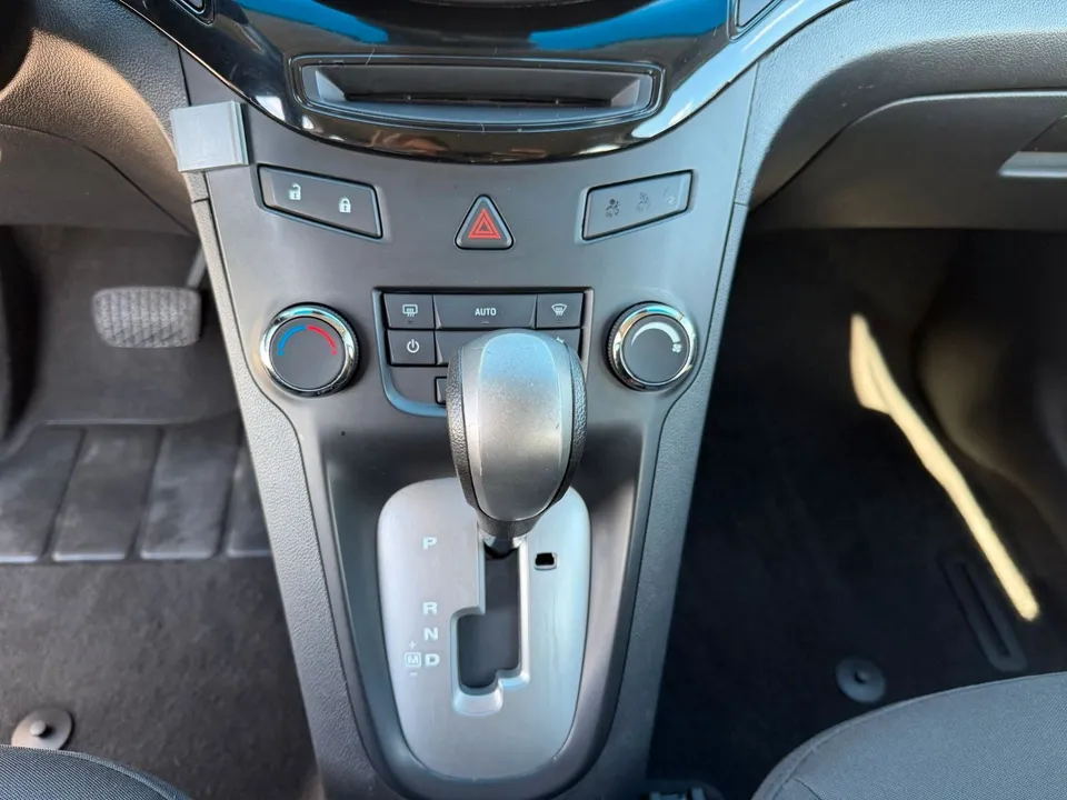 Chevrolet Orlando LT*Automatik*7 Sitze*PDC*AHK* – Foto 30