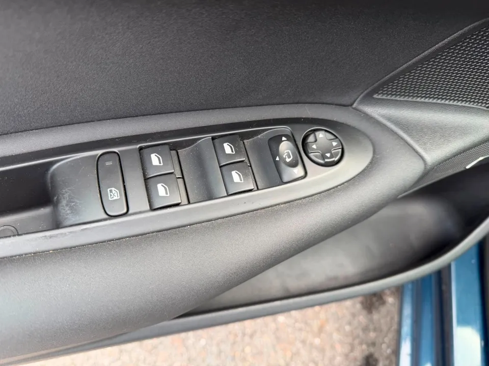 Citroën C4 Lim. Tendance*1.Besitz*Klimaanlage*PDC*TOP* – Foto 25