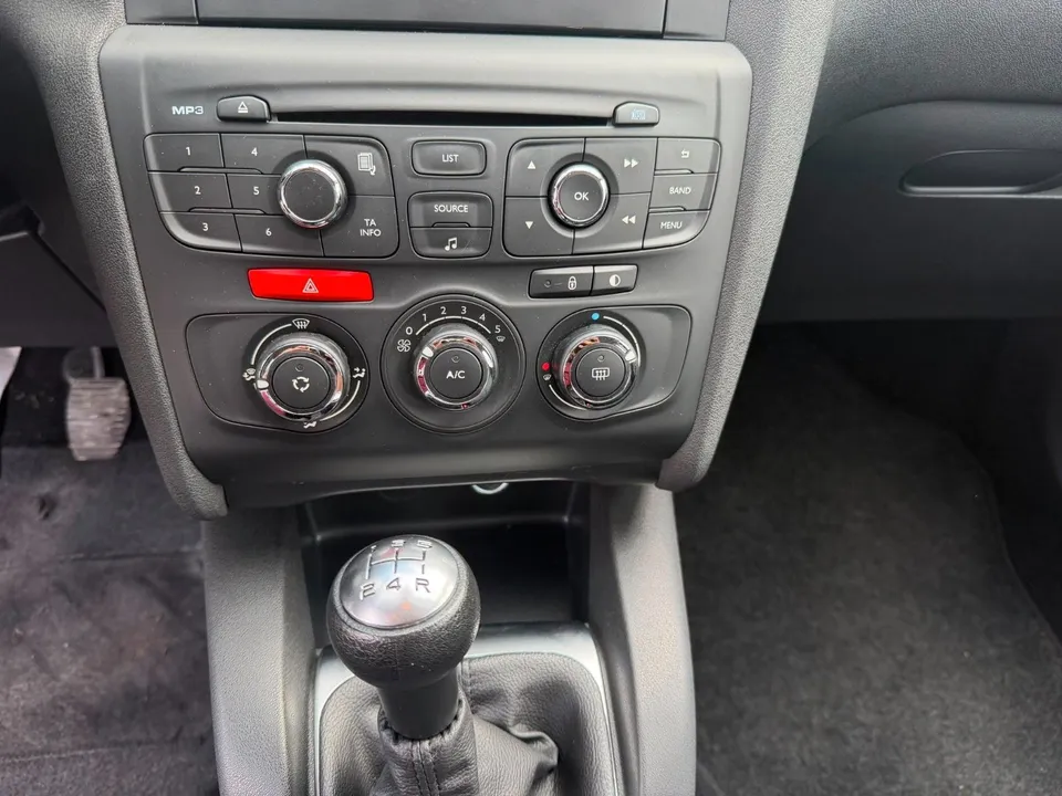 Citroën C4 Lim. Tendance*1.Besitz*Klimaanlage*PDC*TOP* – Foto 29