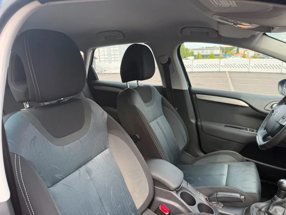 Citroën C4 Lim. Tendance*1.Besitz*Klimaanlage*PDC*TOP* – Foto 18