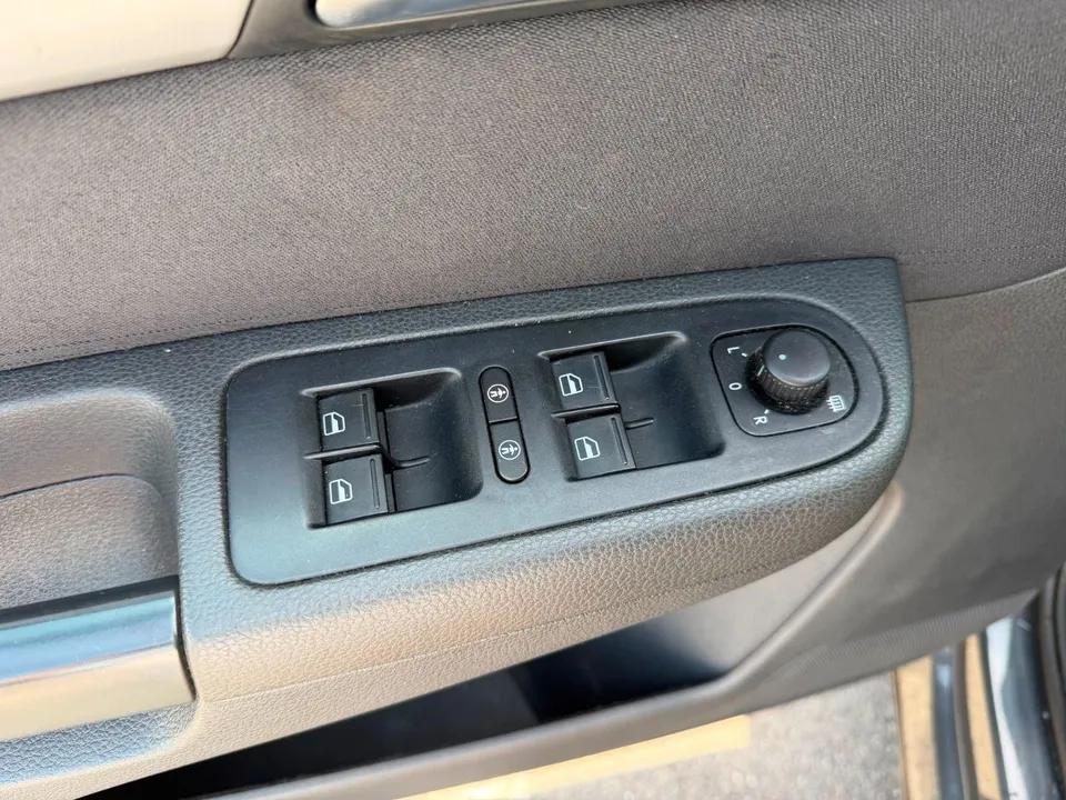 Volkswagen Sharan Trendline BMT*Navi*PDC*SHZ*AHK*TOP* – Foto 27