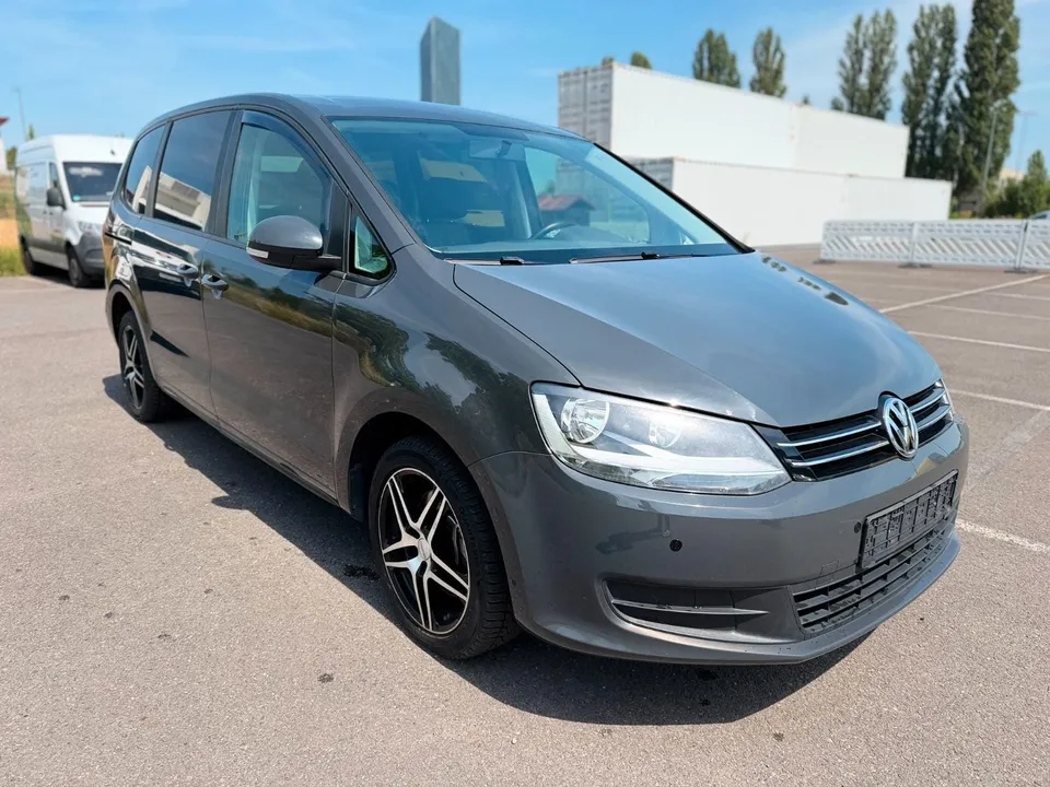 Volkswagen Sharan Trendline BMT*Navi*PDC*SHZ*AHK*TOP* – Foto 3