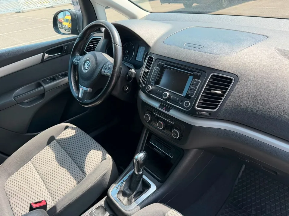 Volkswagen Sharan Trendline BMT*Navi*PDC*SHZ*AHK*TOP* – Foto 22