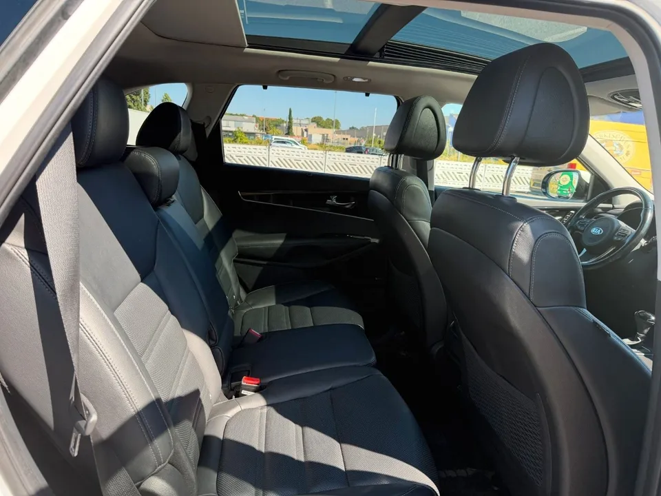 Kia Sorento Platinum Edition 4WD*Pano*R-Kamera*Xenon – Foto 18
