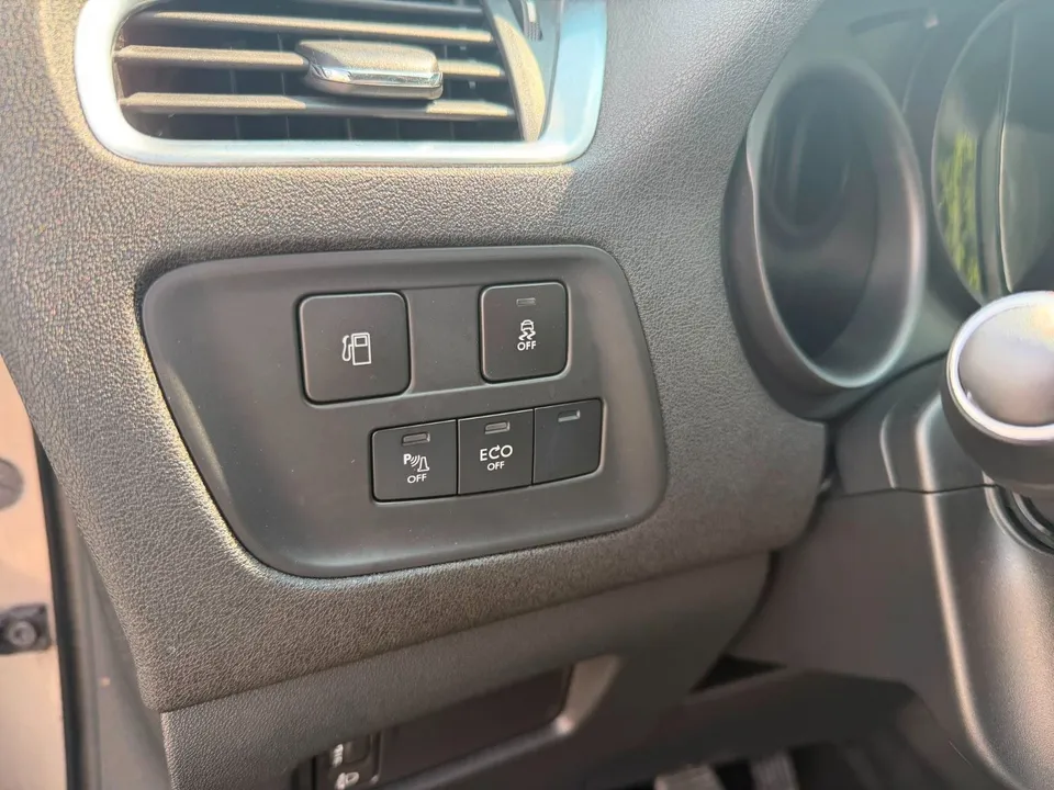Citroën C4 Lim. Selection*Glasdach*Navi*PDC*SHZ*TOP* – Foto 30