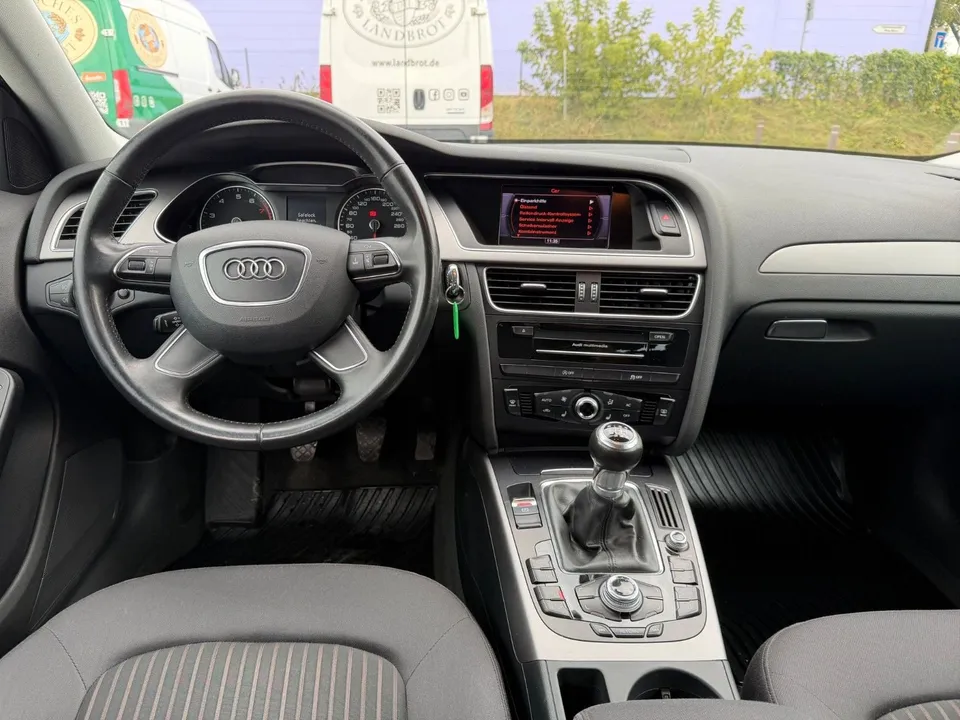 Audi A4 Avant Ambiente*2.Besitz*Navi*Xenon*AHK*PDC* – Foto 15