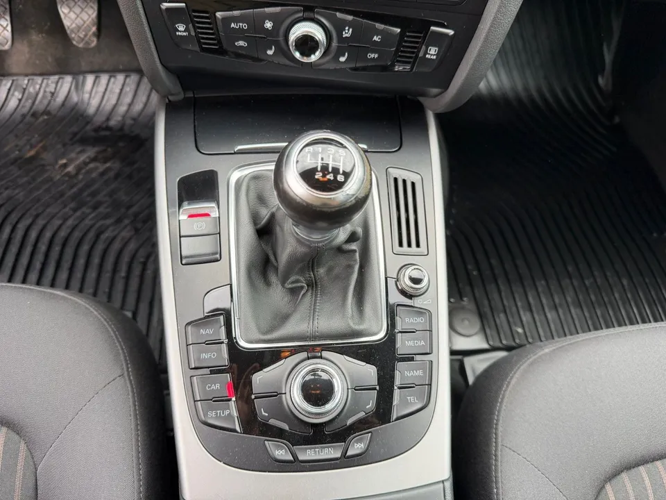 Audi A4 Avant Ambiente*2.Besitz*Navi*Xenon*AHK*PDC* – Foto 32