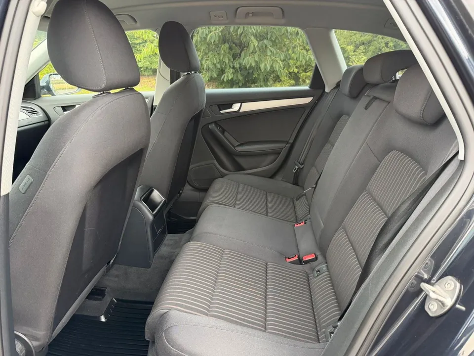 Audi A4 Avant Ambiente*2.Besitz*Navi*Xenon*AHK*PDC* – Foto 11
