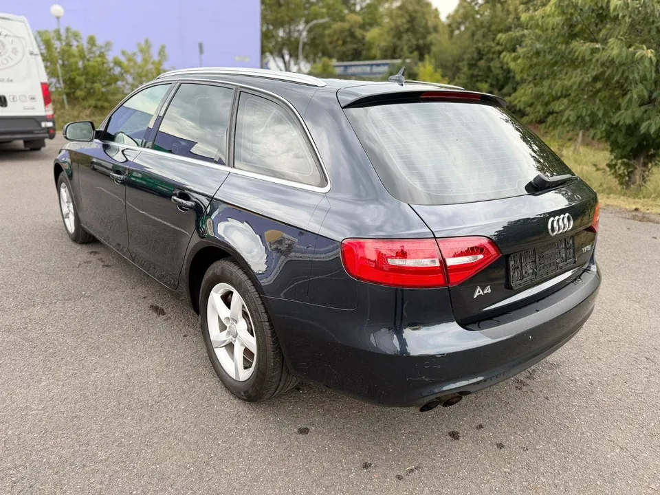 Audi A4 Avant Ambiente*2.Besitz*Navi*Xenon*AHK*PDC* – Foto 7