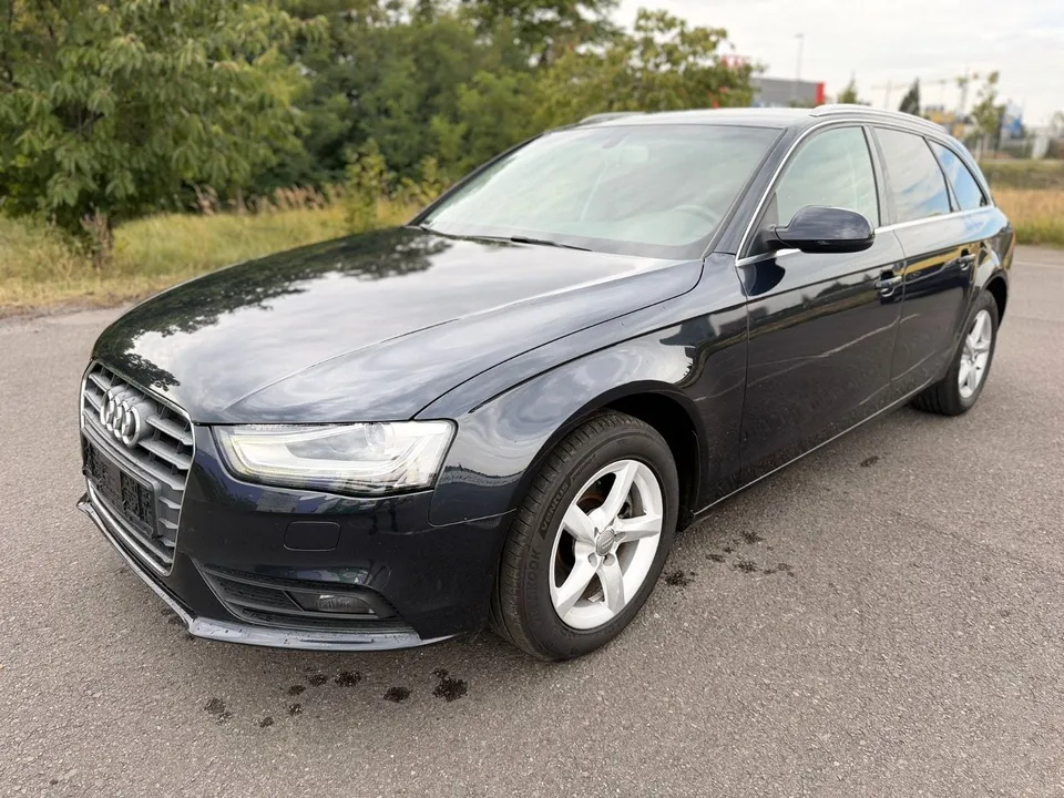 Audi A4 Avant Ambiente*2.Besitz*Navi*Xenon*AHK*PDC*