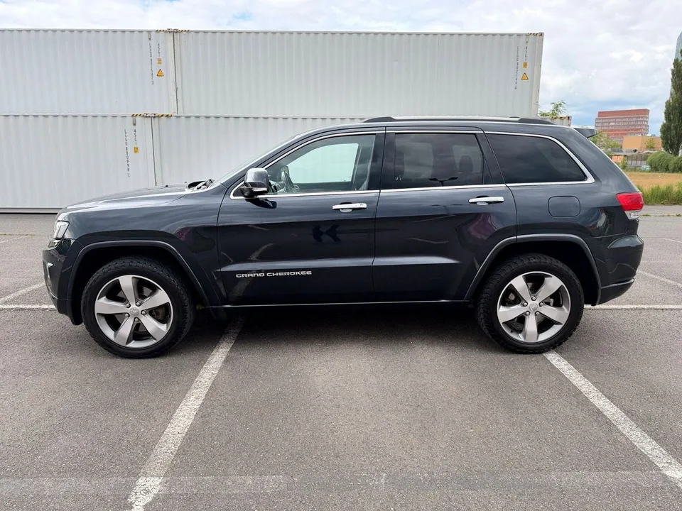 Jeep Grand Cherokee 3.0 CRD Overland*Vollausstattung* – Foto 7