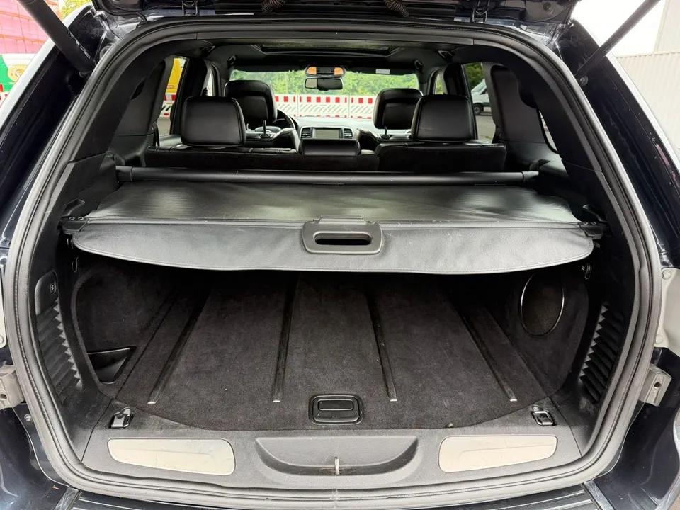 Jeep Grand Cherokee 3.0 CRD Overland*Vollausstattung* – Foto 23