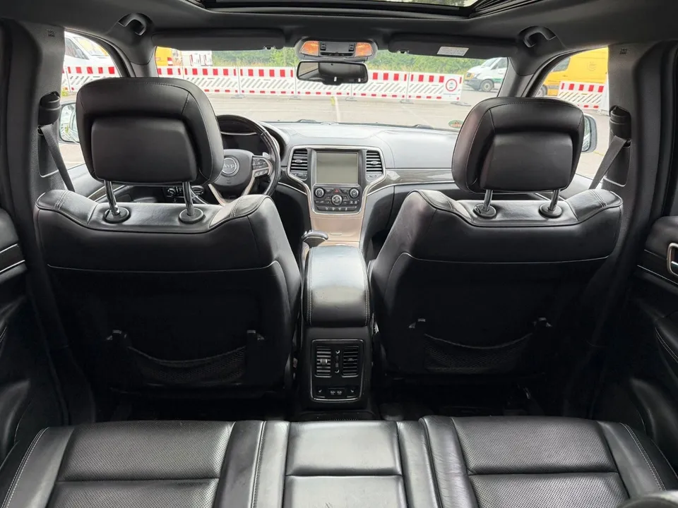 Jeep Grand Cherokee 3.0 CRD Overland*Vollausstattung* – Foto 20