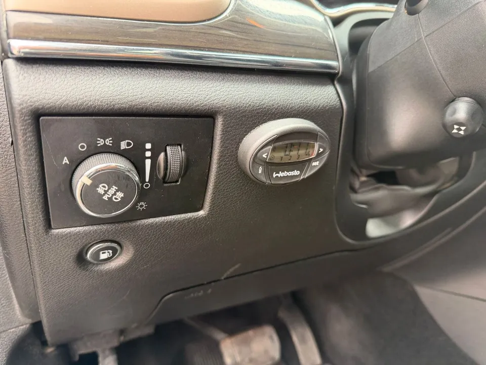 Jeep Grand Cherokee 3.0 CRD Overland*Vollausstattung* – Foto 36