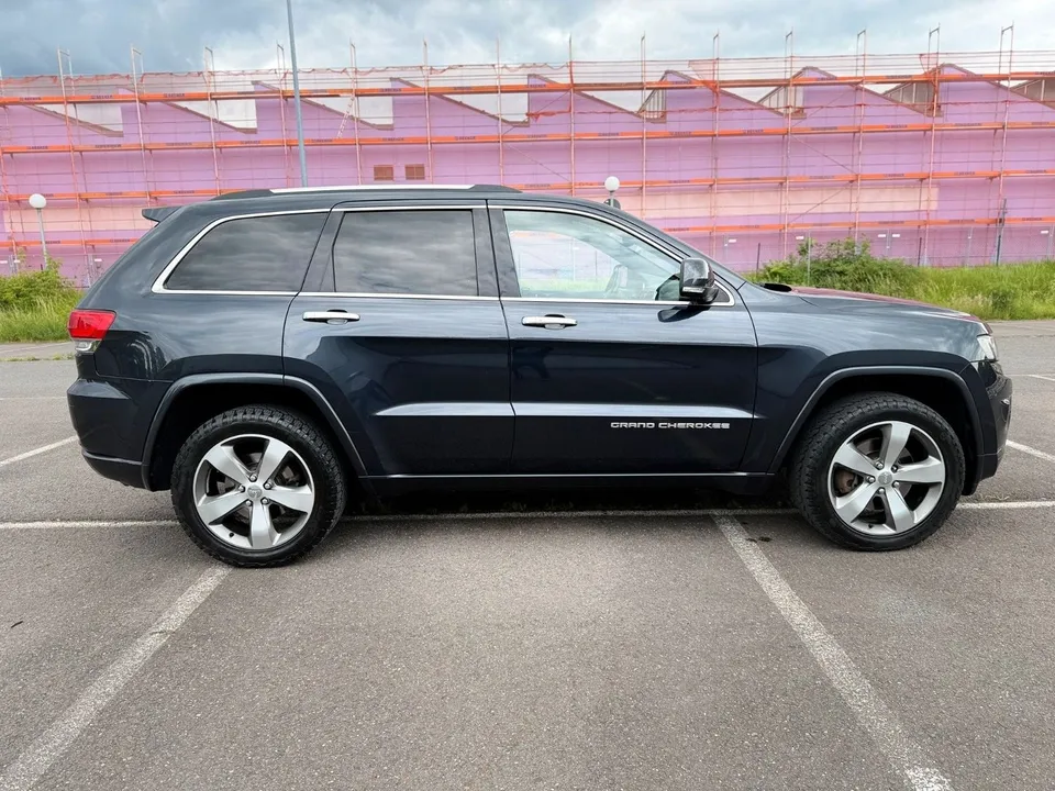 Jeep Grand Cherokee 3.0 CRD Overland*Vollausstattung* – Foto 3