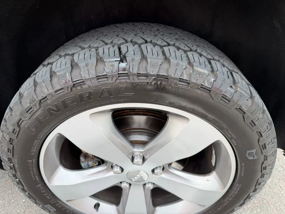 Jeep Grand Cherokee 3.0 CRD Overland*Vollausstattung* – Foto 10