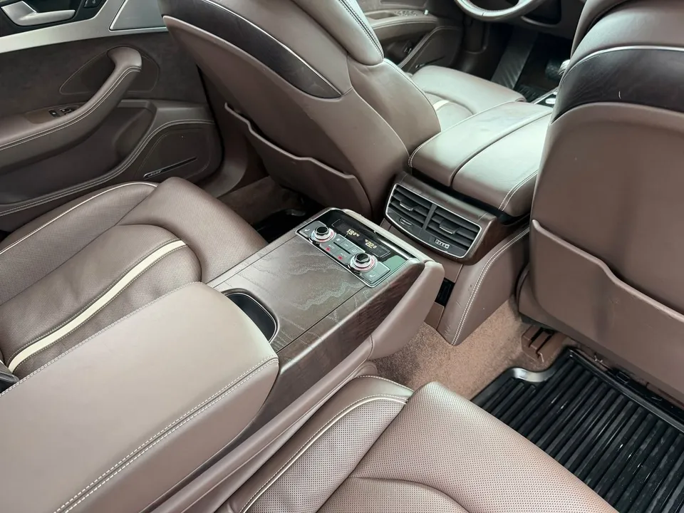 Audi A8 3.0 TDI Ultra Quattro Exclusive*Massage*TOP* – Foto 24