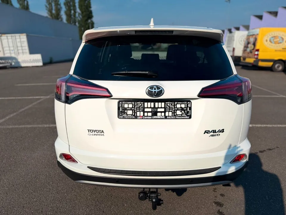 Toyota RAV 4 Edition-S*4*4*R-Kamera*Navi*AHK*PDC*TOP – Foto 8