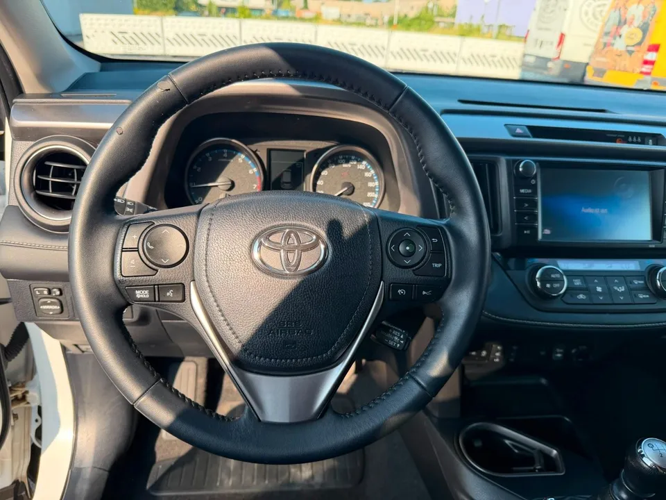 Toyota RAV 4 Edition-S*4*4*R-Kamera*Navi*AHK*PDC*TOP – Foto 29