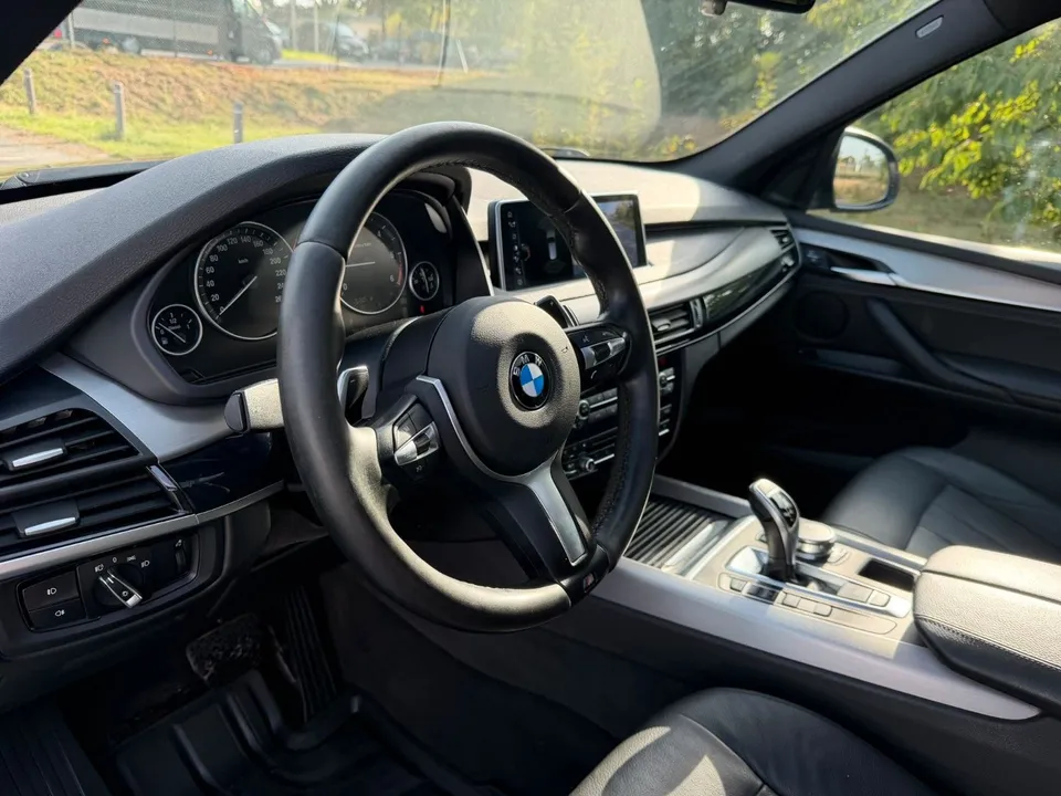 BMW X5 xDrive 25 d*M-Lenkrad*Panoramadach*R-Kamera* – Foto 33