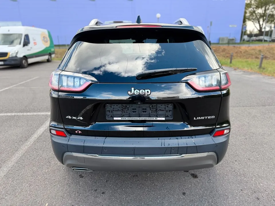 Jeep Cherokee 2.2 MJet II Active Drive II Limited AT – Foto 6