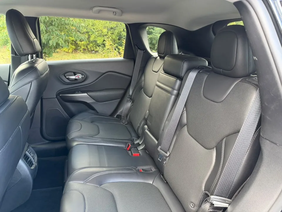 Jeep Cherokee 2.2 MJet II Active Drive II Limited AT – Foto 12
