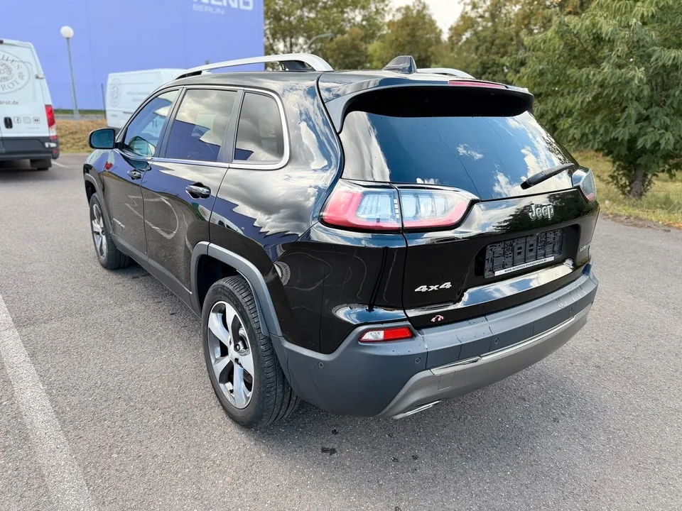 Jeep Cherokee 2.2 MJet II Active Drive II Limited AT – Foto 7