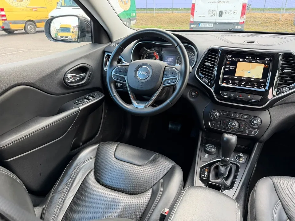 Jeep Cherokee 2.2 MJet II Active Drive II Limited AT – Foto 21