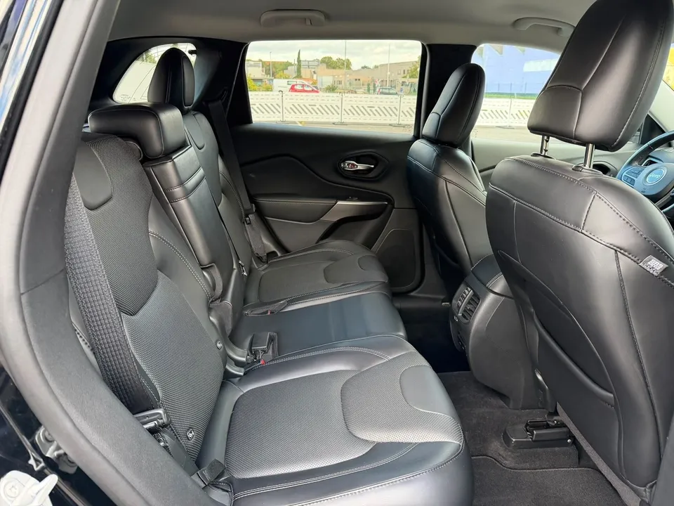 Jeep Cherokee 2.2 MJet II Active Drive II Limited AT – Foto 18