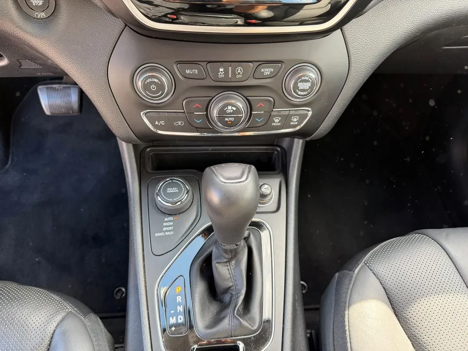 Jeep Cherokee 2.2 MJet II Active Drive II Limited AT – Foto 35