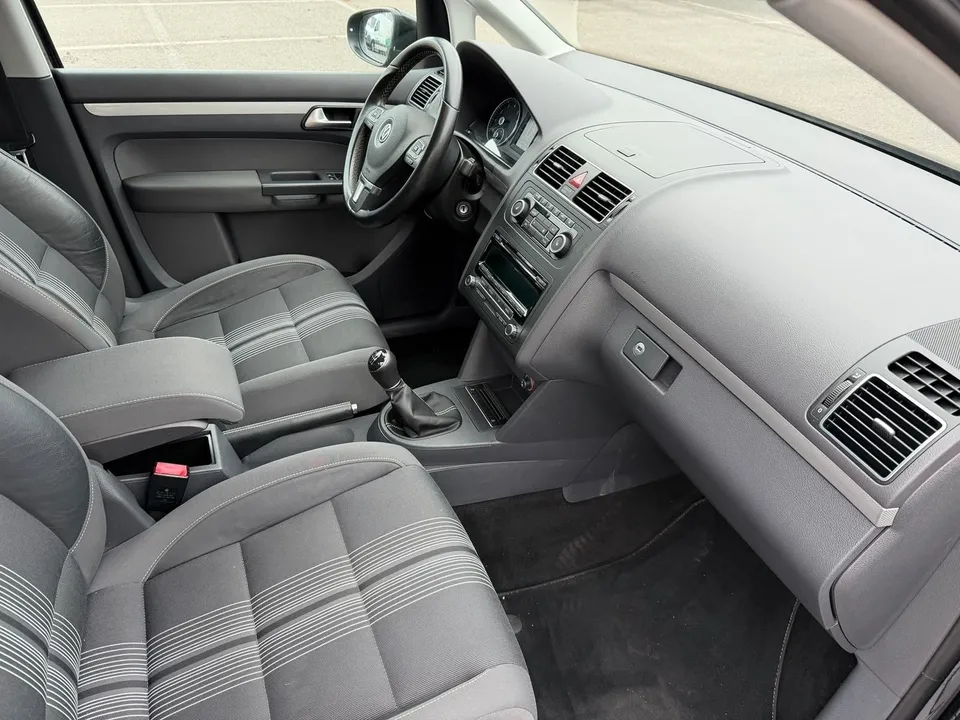 Volkswagen Vw Touran Match 1,4 TSI*PDC*SHZ*2 Besitz*TOP* – Foto 24