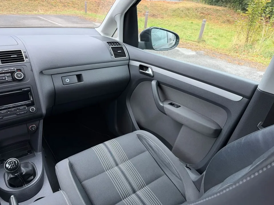 Volkswagen Vw Touran Match 1,4 TSI*PDC*SHZ*2 Besitz*TOP* – Foto 15