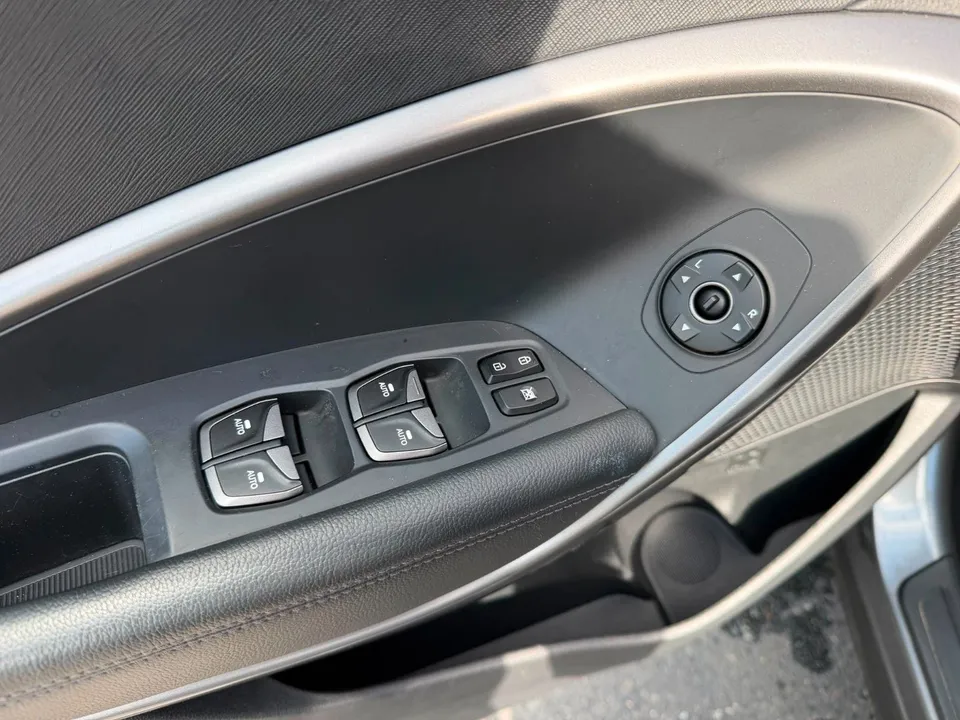 Hyundai Santa Fe Trend 2WD*R-Kamera*Motor Startet*Pano* – Foto 31