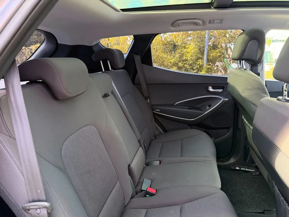 Hyundai Santa Fe Trend 2WD*R-Kamera*Motor Startet*Pano* – Foto 18