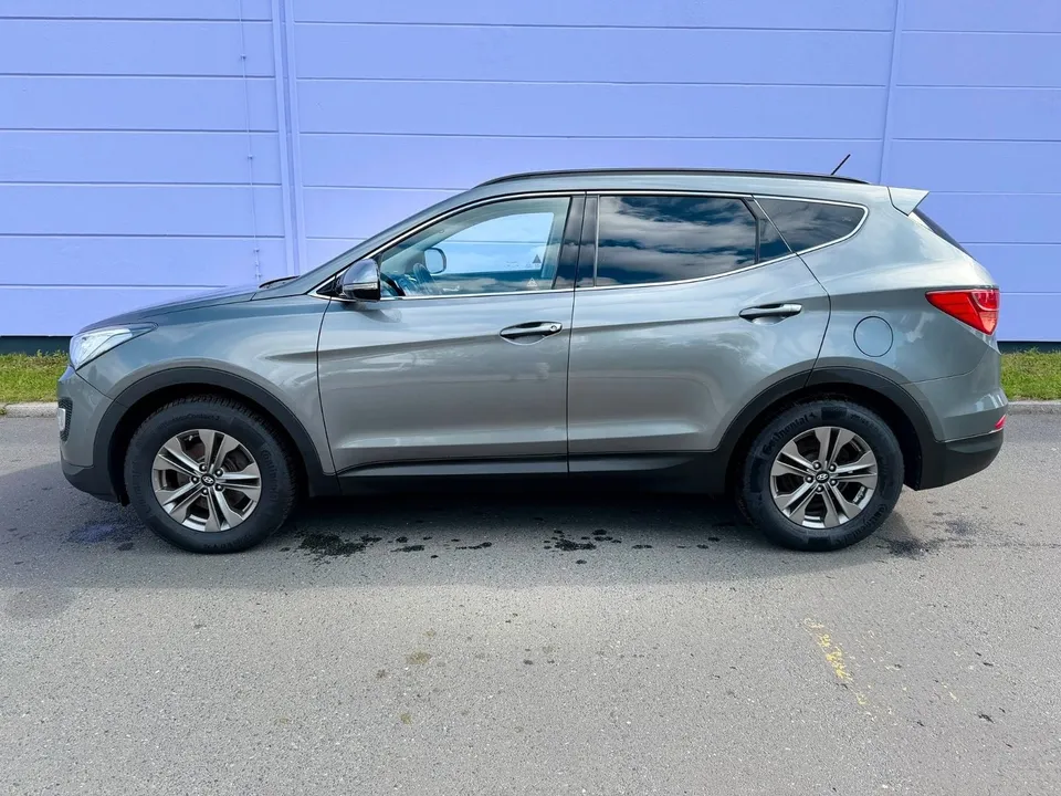 Hyundai Santa Fe Trend 2WD*R-Kamera*Motor Startet*Pano* – Foto 7