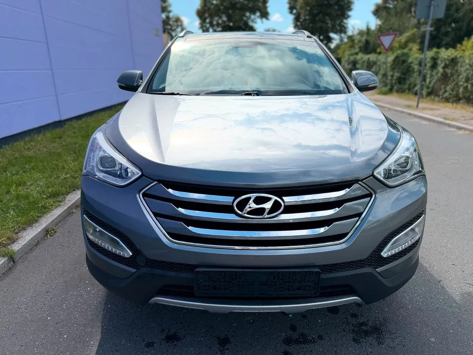 Hyundai Santa Fe Trend 2WD*R-Kamera*Motor Startet*Pano* – Foto 2