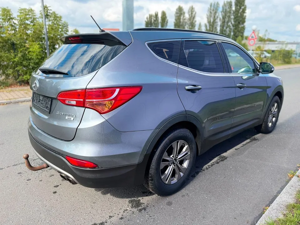 Hyundai Santa Fe Trend 2WD*R-Kamera*Motor Startet*Pano* – Foto 8