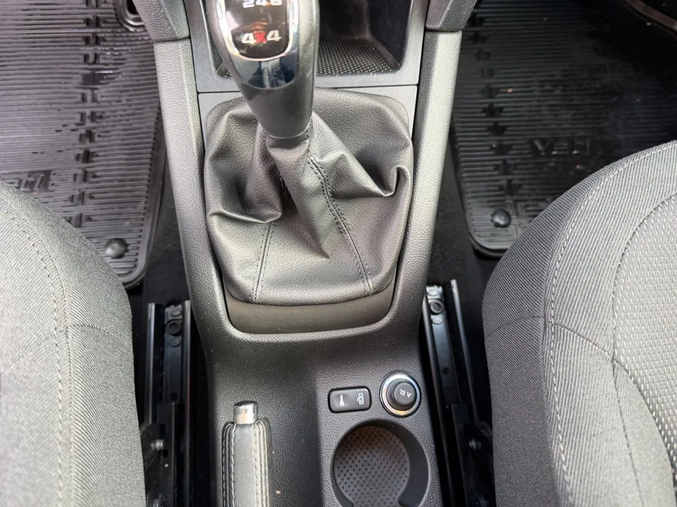 Skoda Yeti Ambition Plus Edition 4x4*Navi*Xenon*PDC* – Foto 34
