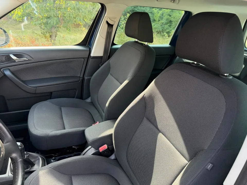 Skoda Yeti Ambition Plus Edition 4x4*Navi*Xenon*PDC* – Foto 24