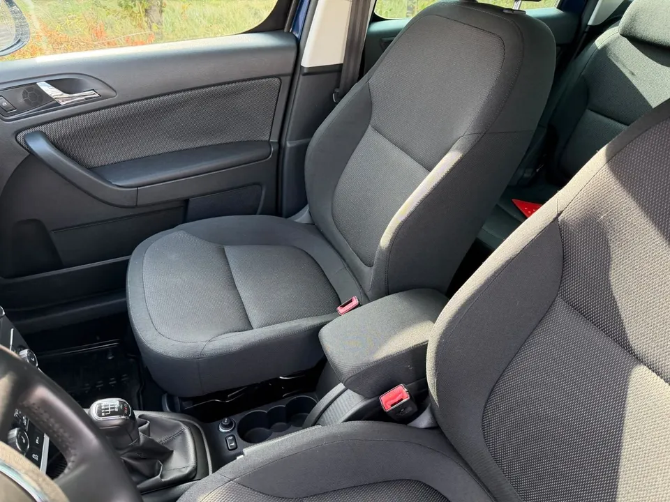 Skoda Yeti Ambition Plus Edition 4x4*Navi*Xenon*PDC* – Foto 27