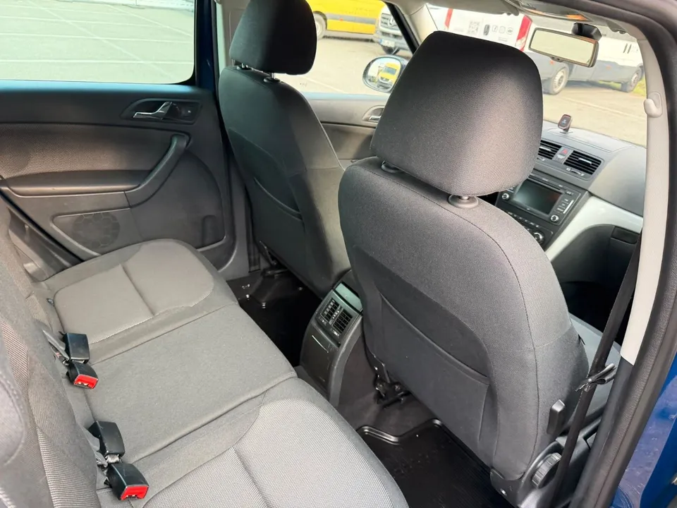 Skoda Yeti Ambition Plus Edition 4x4*Navi*Xenon*PDC* – Foto 20