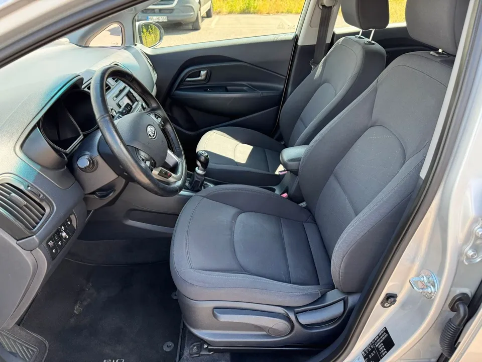 Kia Rio Spirit*Keyless Go*SHZ*LHZ*8xBereift*PDC*TOP* – Foto 20